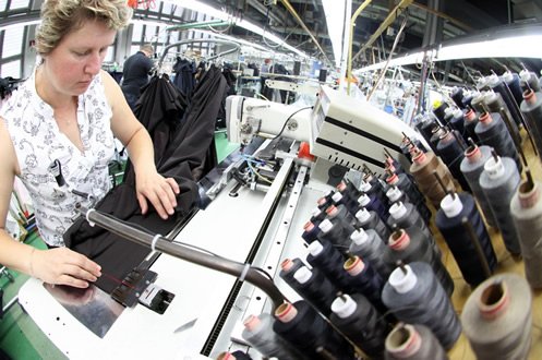 Aha Moda začela skrbni pregled podjetja Mura in partnerji